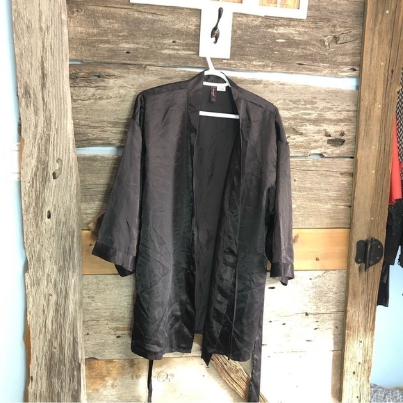 DREAMGIRL size large black robe - Picture 1 of 4